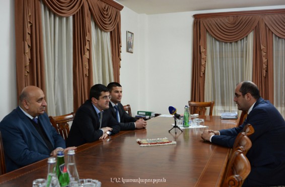 Արայիկ Հարությունյանն ընդունել է ՀՀ սպորտի և երիտասարդության հարցերի նախարար Հրաչյա Ռոստոմյանին