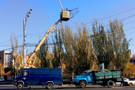 Ամենօրյա աշխատանքներ` Երևանի արտաքին լուսավորության ցանցում