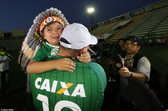 Բրազիլական «Շապեկոենսե» թիմի երկրպագուները դուրս են եկել փողոցներ՝ սգալու ֆուտբոլիստների մահը