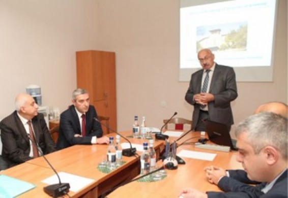 Նախարարն այցելեց ԳԱԱ Ինֆորմատիկայի և ավտոմատացման պրոբլեմների ինստիտուտ