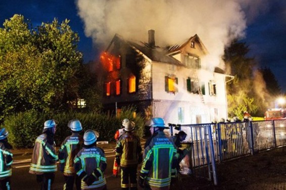 2016-ին Գերմանիայում փախստականների ապաստանների վրա կատարվել է 877 հարձակում