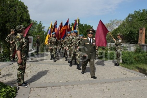 Երկրապահները վաղ առավոտից «Եռաբլուրում» են