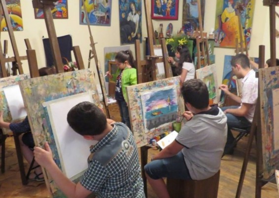 «Իրավունք և հնարավորություն բոլոր երեխաներին» հաշվետու ցուցահանդես