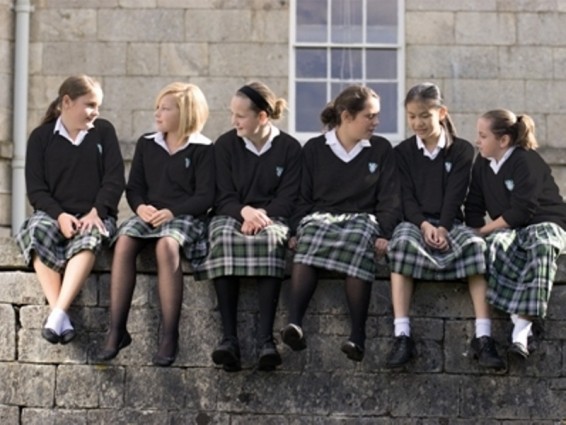 Բրիտանիայի մասնավոր դպրոցները մտադիր են կարիքավորներին անվճար կրթել