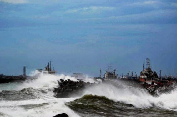 Հնդկաստանի հարավում արևադարձային ցիկլոն է վրա հասել