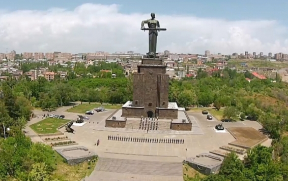 Video. Շնորհավո՛ր բոլորիս Եռատոնը