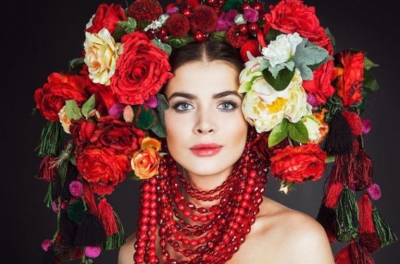 «Միսս Տիեզերք-2016» մրցույթում ուկրաինացի գեղեցկուհին կկրի 25 կգ քաշով ազգային տարազ