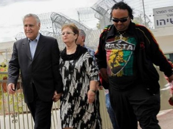 Իսրայելում որոշել են վաղաժամկետ ազատ արձակել նախկին նախագահ Մոշե Կացավին