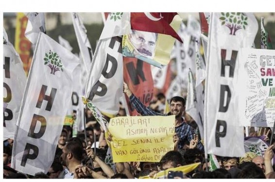 Թուրքիայում ձերբակալել են քրդամետ կուսակցության գրասենյակների վրա հարձակման կասկածյալներին