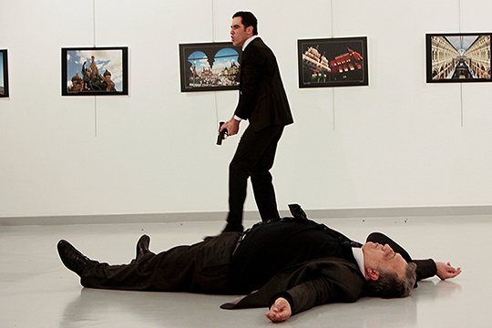 ՌԴ դեսպանին սպանած անձը ցույցերի ժամանակ ապահովել է դեսպանատան անվտանգությունը