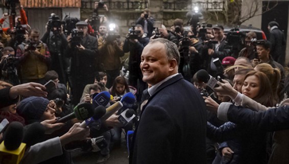Додон пообещал на посту главы Молдавии сохранить суверенитет страны