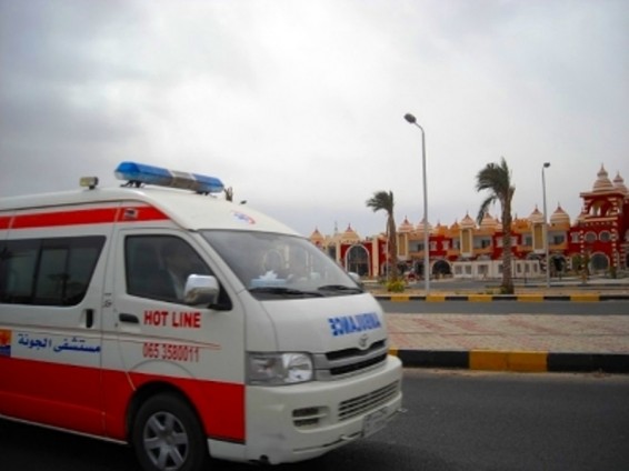 Թունիսում ավտոբուսը բախվել է գնացքին