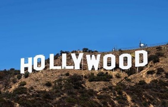 Լոս Անջելեսում Hollywood հայտնի գրառումը վերածել են Hollyweed-ի