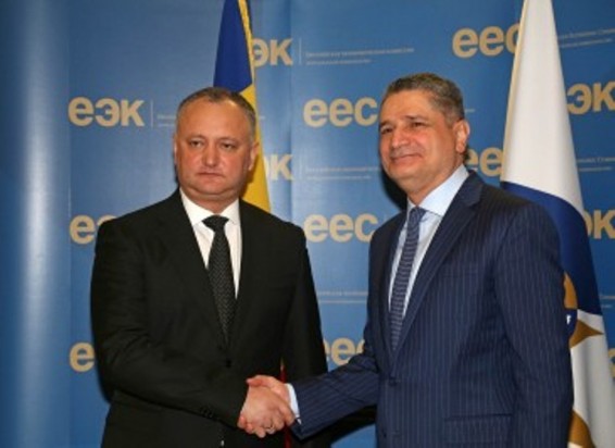 Տիգրան Սարգսյանը հանդիպել է Մոլդովայի նախագահ Իգոր Դոդոնի հետ