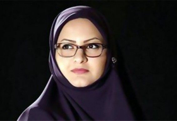 Իրանցի կնոջը զրկել են պատգամավորական աթոռից` առանց գլխաշորի լուսանկարվելու համար