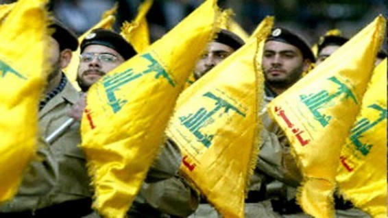 Бойцы Хизбаллы атаковали позиции боевиков ДАИШ на границе с Сирией