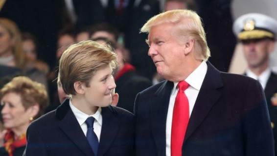 Сценаристку NBC отстранили от работы из-за твита о сыне Трампа