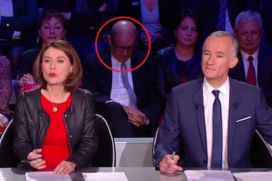 Ֆրանսիայի պաշտպանության նախարարը քնել է սոցիալիստների դեբատների ժամանակ