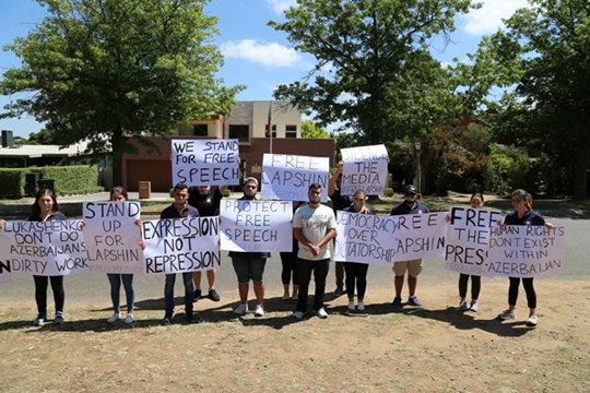 Կանբերրայում Բելառուսի դեսպանատան մոտ հայերը բողոքի լուռ ակցիա են կազմակերպել