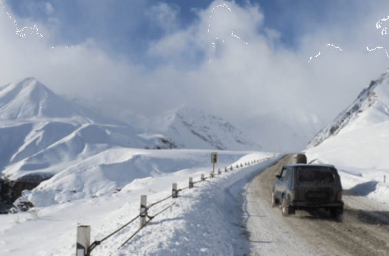 Փակվել են Վայք-Ջերմուկ ավտոճանապարհը և Սարավանի լեռնանցքը