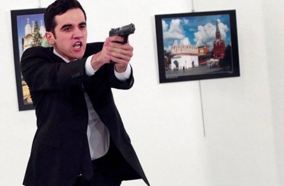 Թուրքիայում ՌԴ դեսպանին սպանած թուրք ոստիկանը միայնակ չի գործել