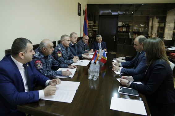 Photo/Video. Հանդիպում ՀՀ ոստիկանությունում