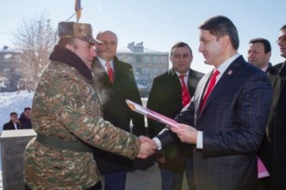 Միշտ գիտակցե՛ք, որ ձեր խրամատների դիմաց կանգնած են քրիստոնյա հայ ժողովրդի դարավոր թշնամի հակառակորդները