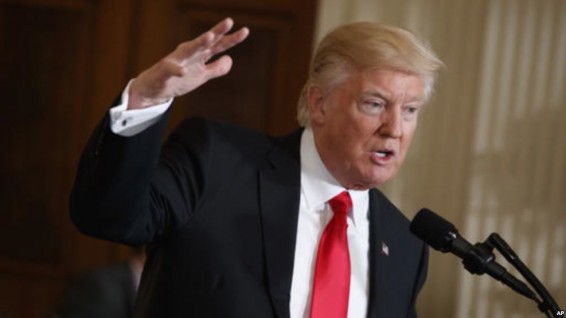 Трамп призвал фармацевтические фирмы создавать рабочие места в США и снижать цены