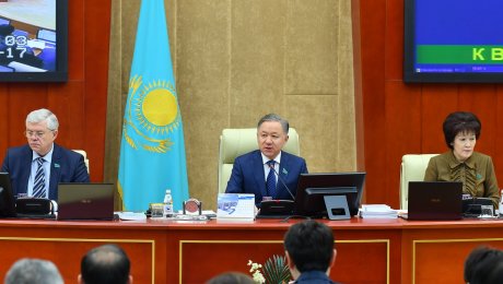 Депутаты поедут в регионы разъяснять Послание Назарбаева