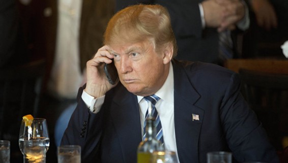 Китайцы обиделись на Трампа, который не поздравил их с праздником Весныж