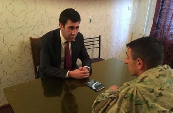 Արցախի ՄԻՊ-ն այցելել է գերեվարված ադրբեջանցուն