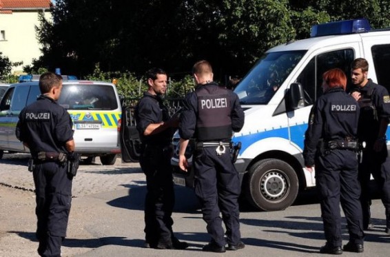 Գերմանիայում տոնակատարության ժամանակ 400 մարդ է տարհանվել արցունքաբեր գազի կիրառման պատճառով