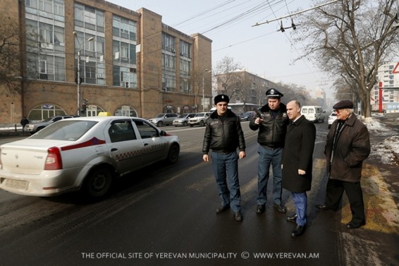 Ուսումնասիրվում են ծանրաբեռնված խաչմերուկների բեռնաթափման հնարավորությունները