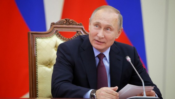 Путин указал дипломатам на сложность стоящих перед Россией вызовов
