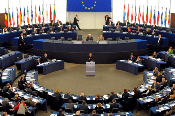 Россию раскритиковали в Европарламенте из-за ситуации на Украине