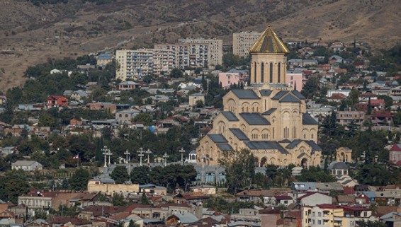 В Тбилиси обстреляли машину, где находился сотрудник Интерпола