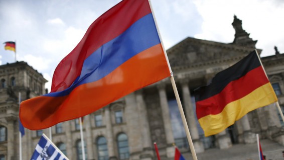 Суд в Германии оставил в силе закон о признании Геноцида армян