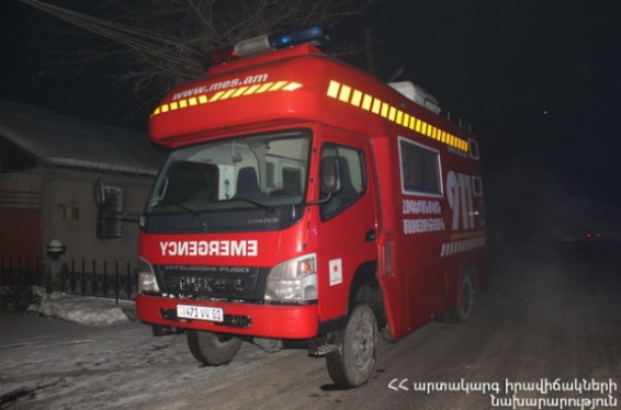 Երևանյան շենքի բնակիչներին տարհանել են ծխալցման պատճառով