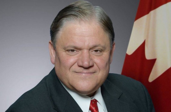 Կանադացի նախկին պատգամավոր Ջիմ Կարիջիանիսը որպես միջազգային դիտորդ կժամանի Արցախ` մասնակցելու հանրաքվեին