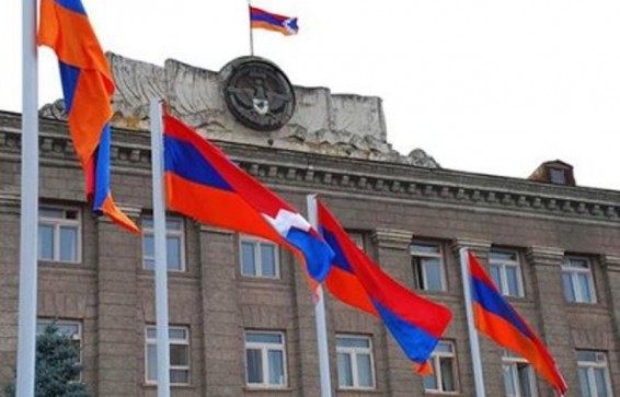 Լեռնային Ղարաբաղի Հանրապետությունում ընթանում է սահմանադրական փոփոխությունների հանրաքվեն