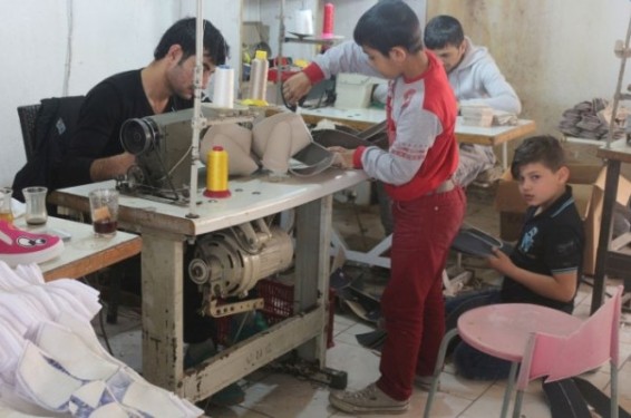 Ինչ պայմաններում են աշխատում Թուրքիայի հագուստի արտադրության կետերում սիրիացի երեխաները. «Հյուրրիյեթի» հետաքննությունը