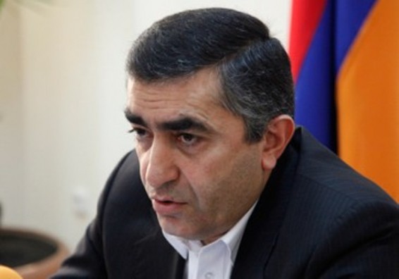 Արմեն Ռուստամյանը վթարի է ենթարկվել