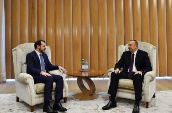 Իլհամ Ալիևն ընդունել է Թուրքիայի էներգետիկայի և բնական ռեսուրսների նախարարի գլխավորած պատվիրակությանը