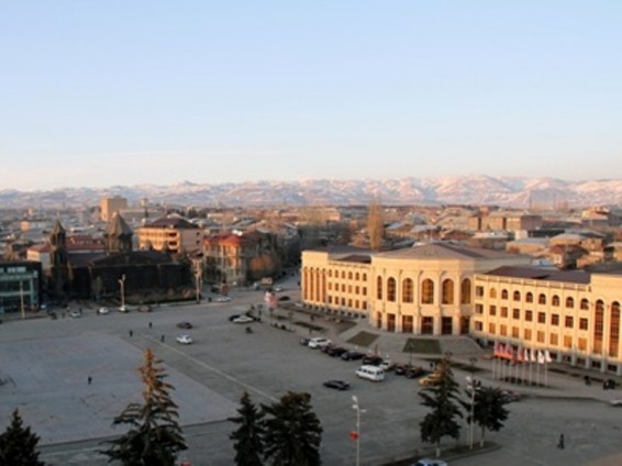 Հայաստանի վարչապետը կարգադրել է կարգի բերել Գյումրիի պատմական կենտրոնը