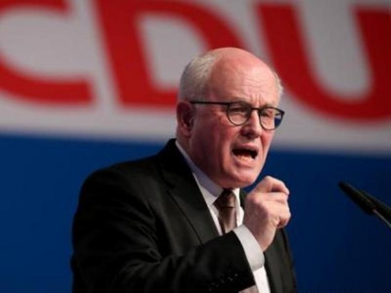 Մերկելի դաշնակիցը կոչ է արել պատասխանել ԱՄՆ վարչակազմի մկանների ցուցադրման խաղին