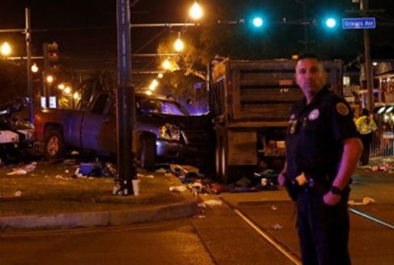 ԱՄՆ-ում մեքենան մխրճվել է բազմության մեջ. Երկու տասնյակ վիրավոր