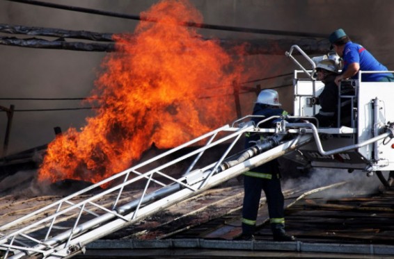 Հրդեհ՝ Լոռու մարզում. Պուշկինո գյուղի տներից մեկն ու անասնագոմն ամբողջությամբ այրվել են