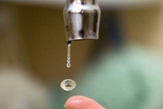 Ծաղկաշենում ջուր չկա, իսկ ներկայիս եւ նախկին գյուղապետերը միմյանց են մեղադրում