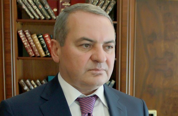 Ջավախքցի 200 ուսանող Կարեն Կարապետյանի նախաձեռնությամբ Ծաղկաձորում էր