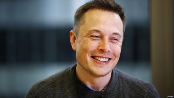 SpaceX планирует отправить космических туристов к Луне в 2018 году